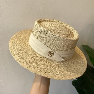 chapeau de paille chic