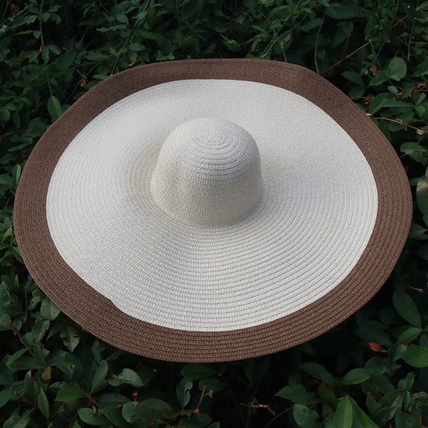 chapeau de plage bicolore en paille