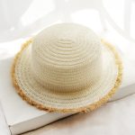 chapeau multicolore pour enfant